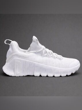 Women’s Nike Metcon Size 7